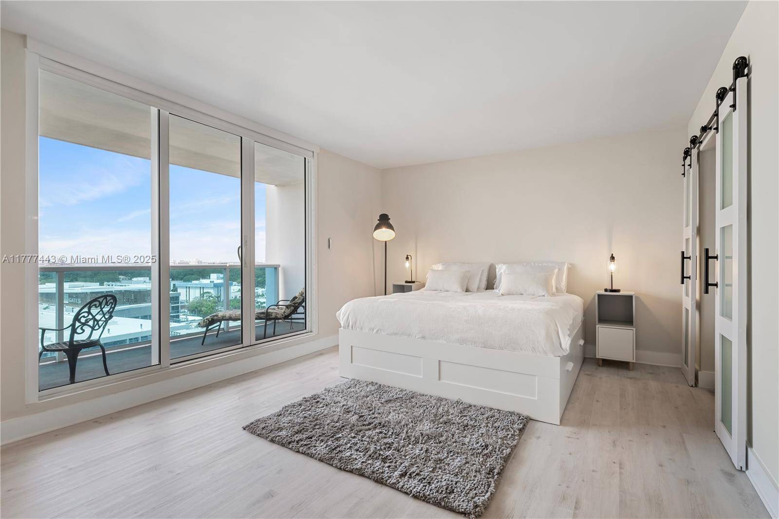Miami Beach, FL 33139,2301 Collins Ave #1130