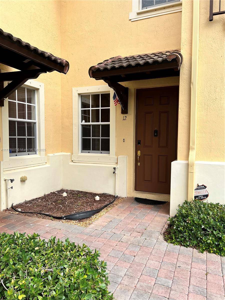 Cutler Bay, FL 33190,9217 SW 227th St #12