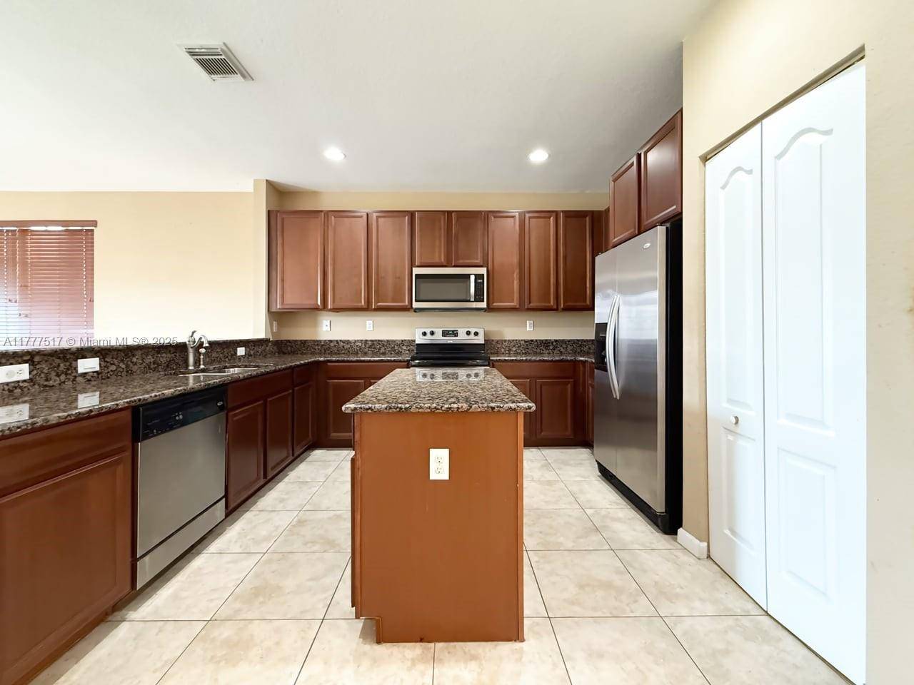 Homestead, FL 33032,14044 SW 276th Way