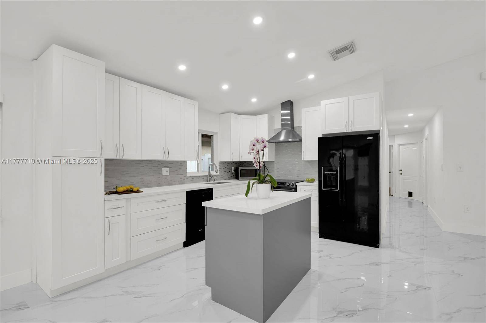 Pembroke Pines, FL 33029,17663 SW 5th St