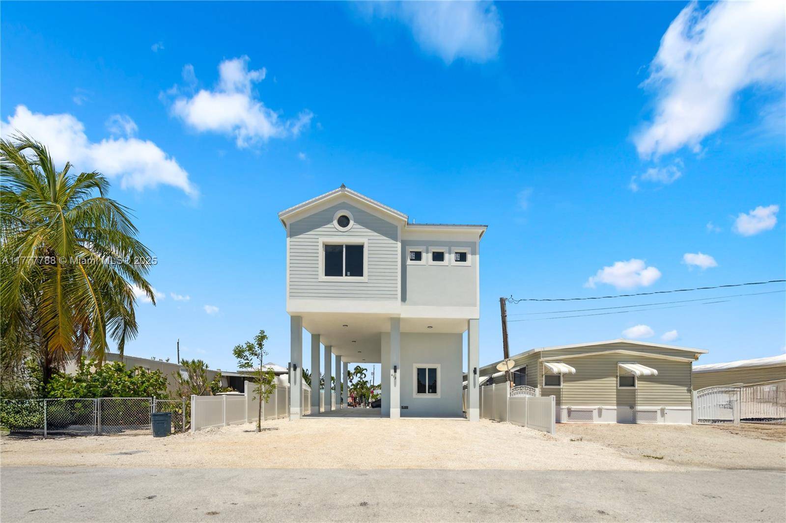 Key Largo, FL 33037,413 Bowie Ln