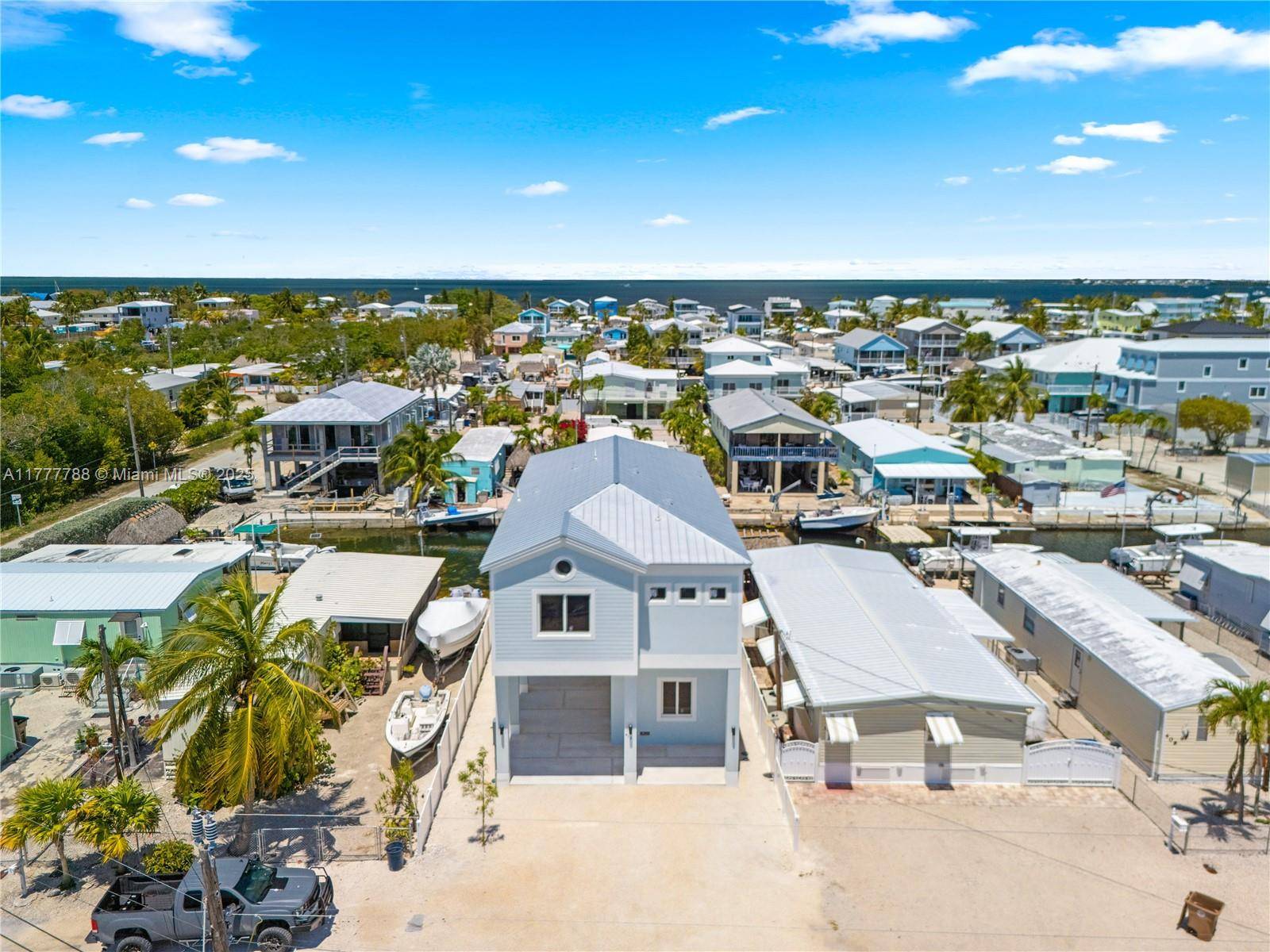 Key Largo, FL 33037,413 Bowie Ln