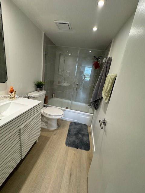 Pembroke Pines, FL 33025,8900 Washington Blvd #304A