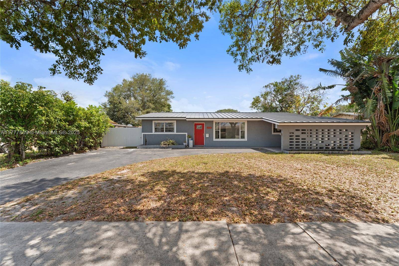 Pembroke Pines, FL 33023,6930 SW 5th St
