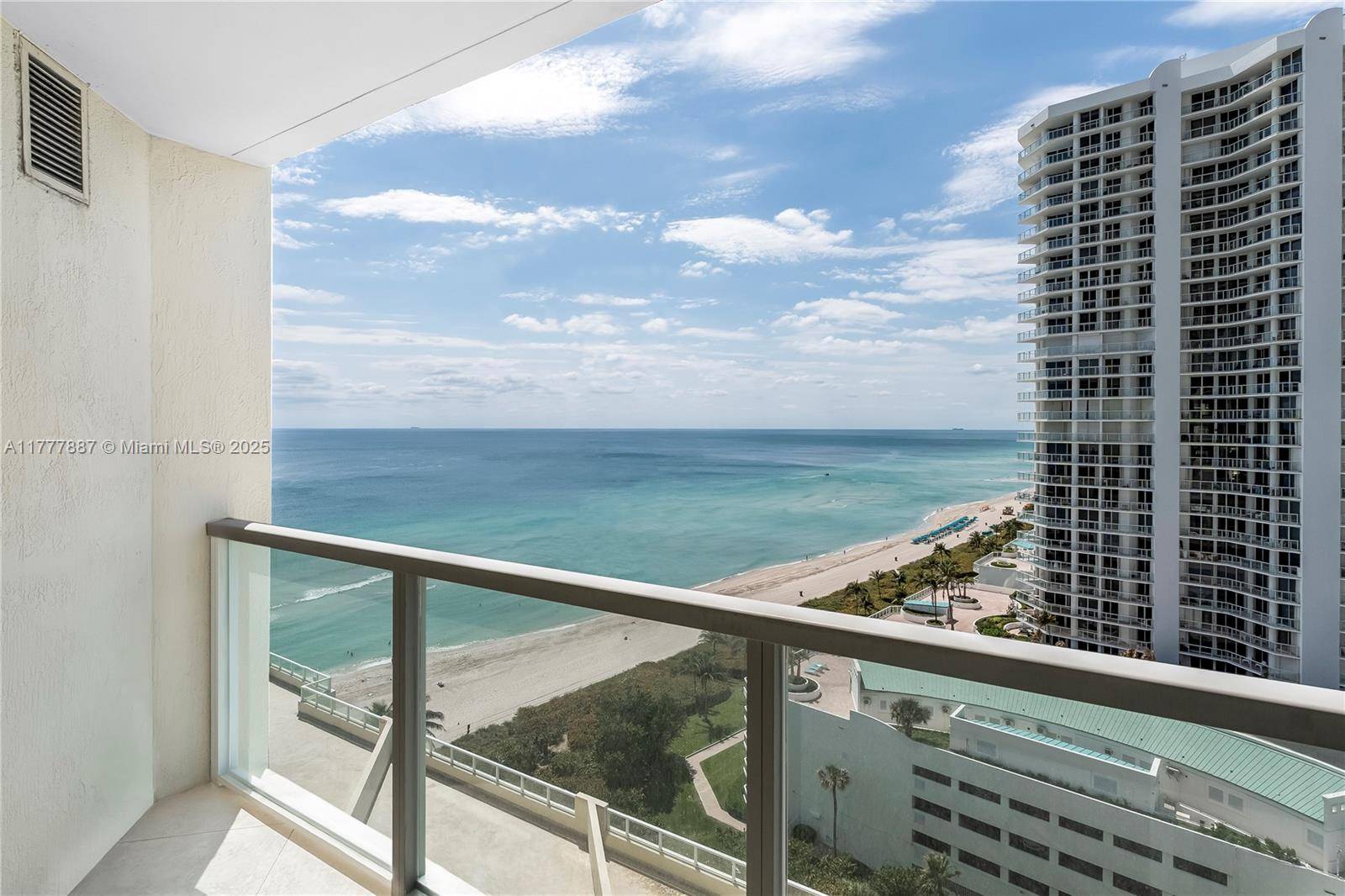 Sunny Isles Beach, FL 33160,16699 Collins Ave #1610