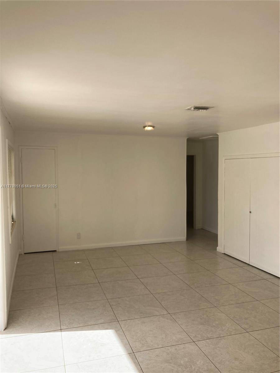 Hollywood, FL 33021,922 N 31st Ct #0