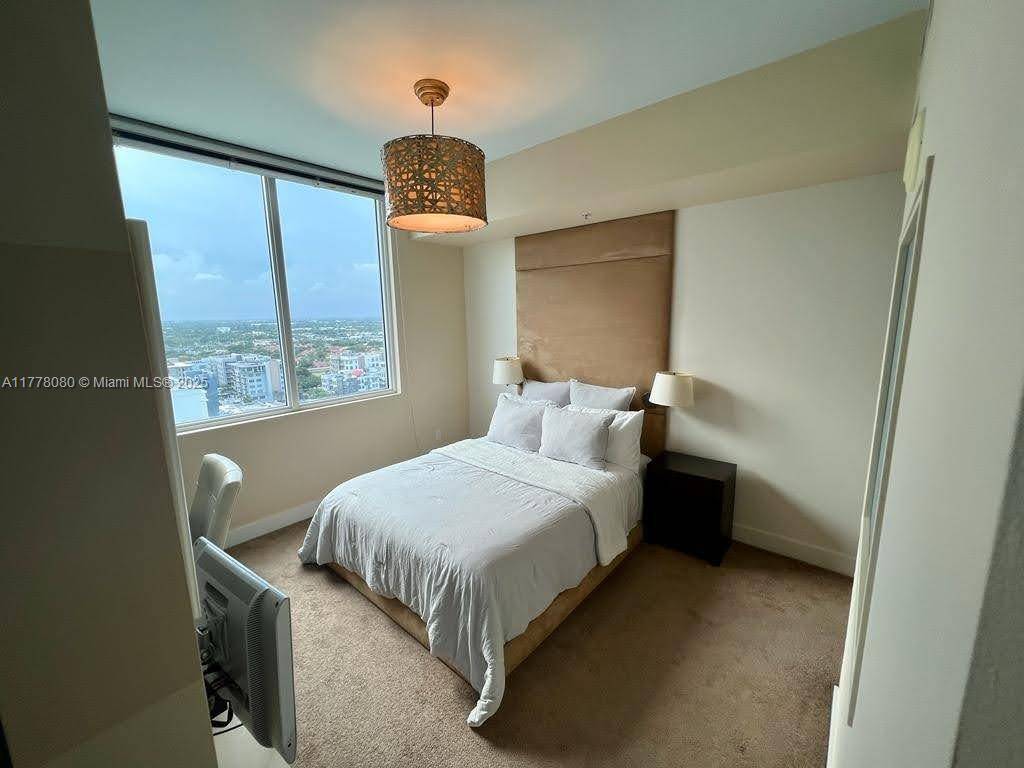 Fort Lauderdale, FL 33301,315 NE 3rd Ave #1902