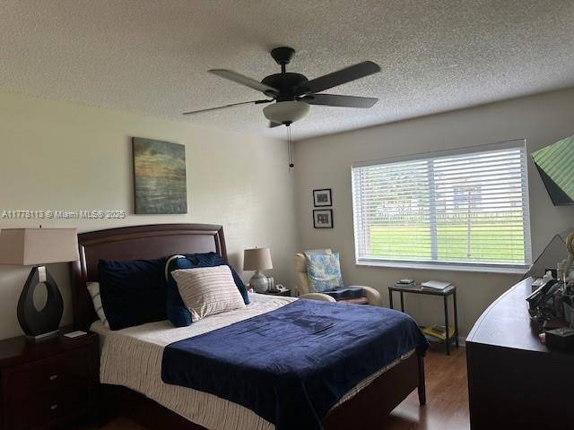Miami, FL 33143,7805 Camino Real #H115