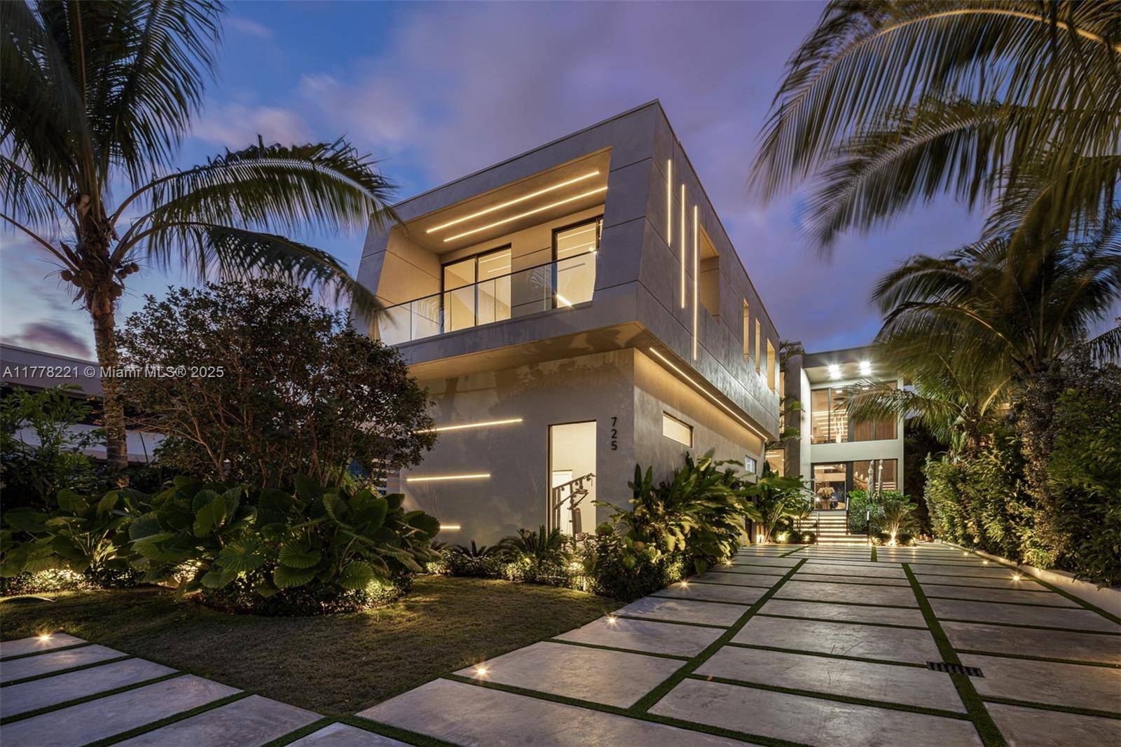 Miami, FL 33138,725 NE 77th Street