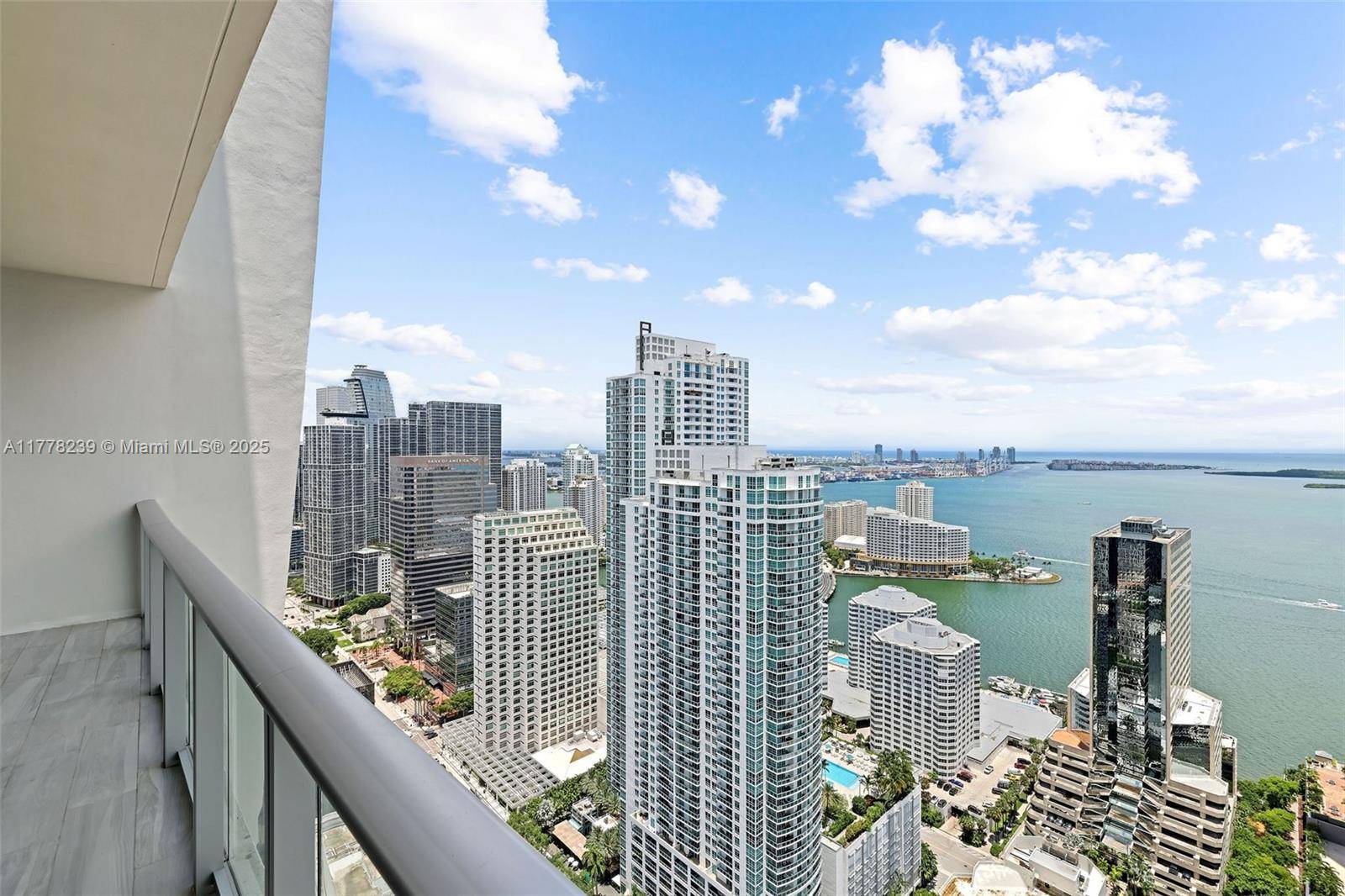 Miami, FL 33131,1010 Brickell Ave #4804