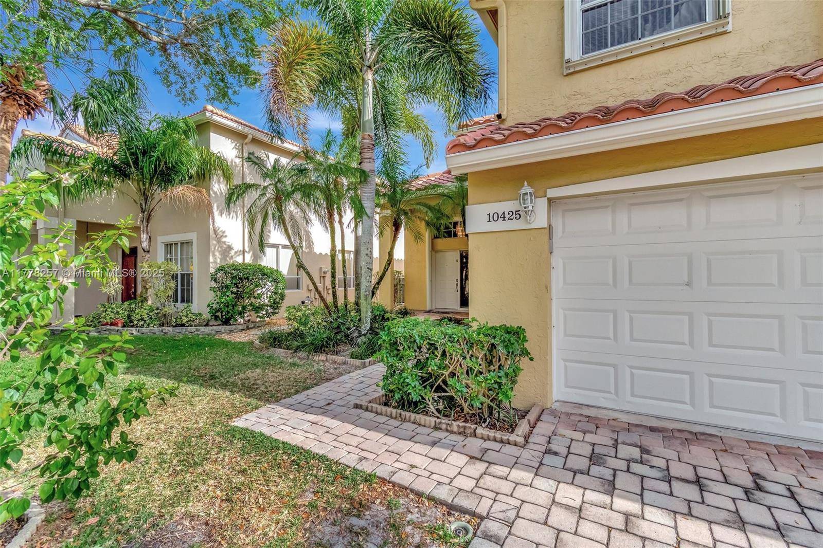 Boca Raton, FL 33498,10425 Buena Ventura Dr