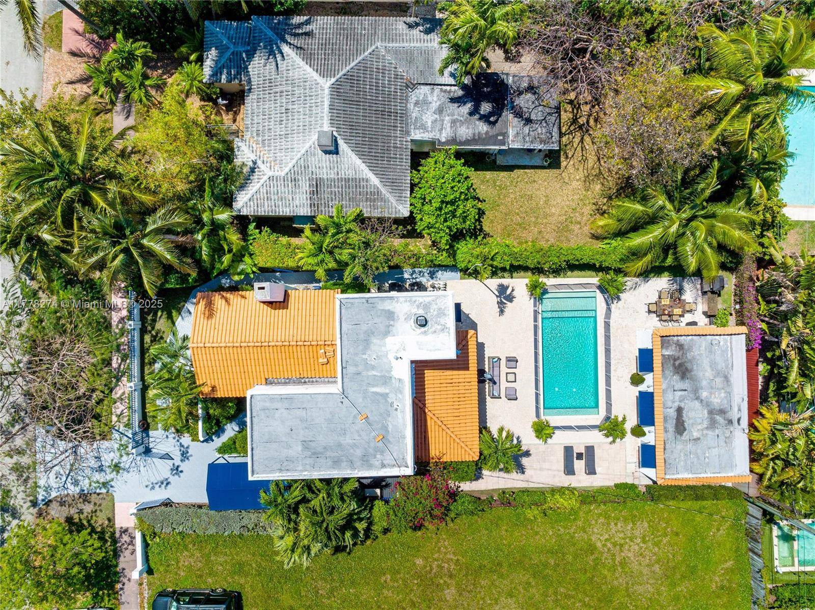 Miami Beach, FL 33141,1567 Bay Dr