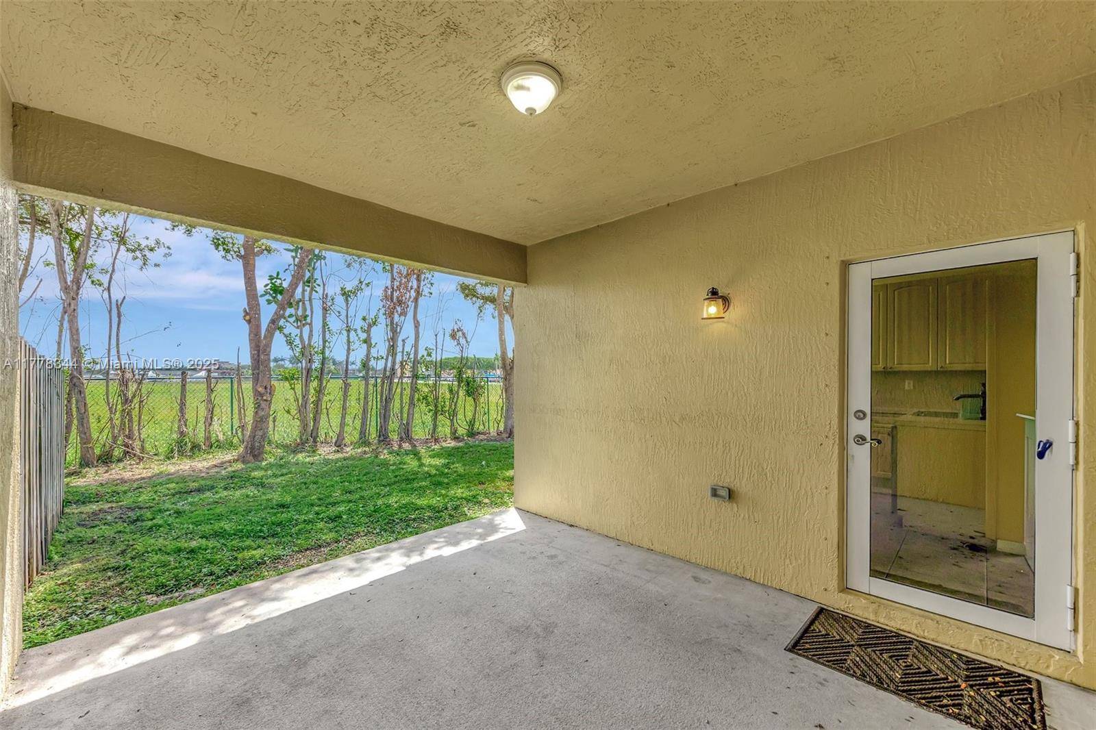 Homestead, FL 33033,3274 NE 11th Dr