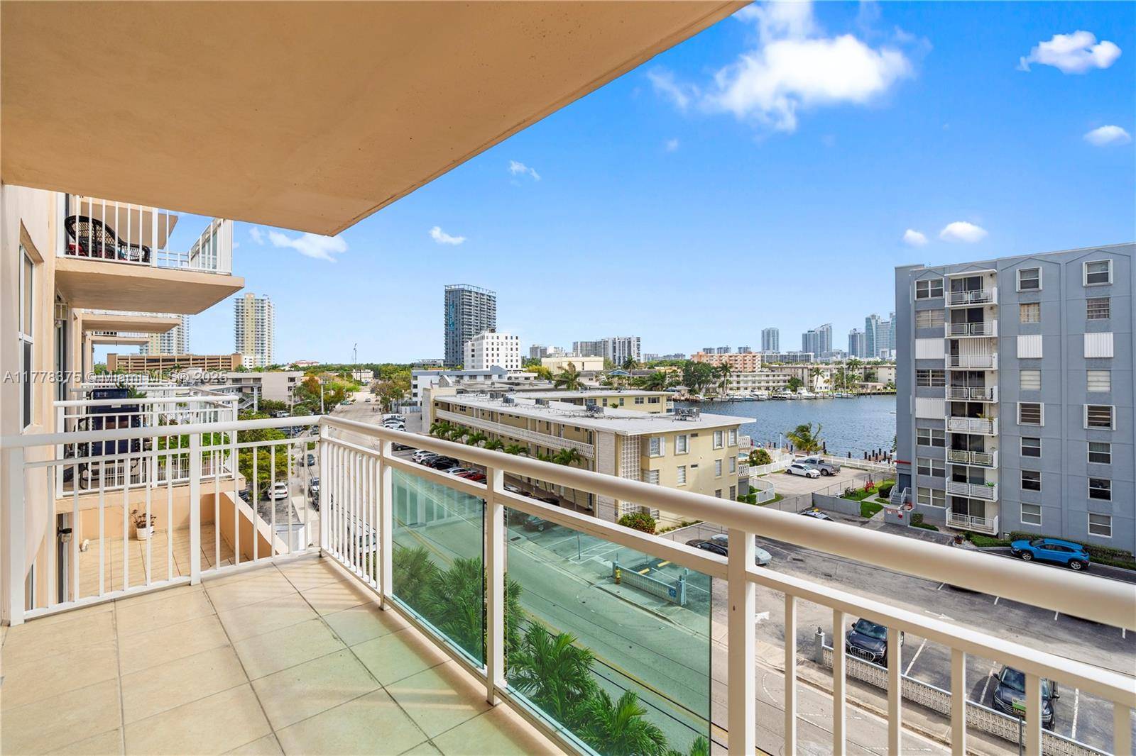 Hallandale Beach, FL 33009,437 Golden Isles Dr #5H