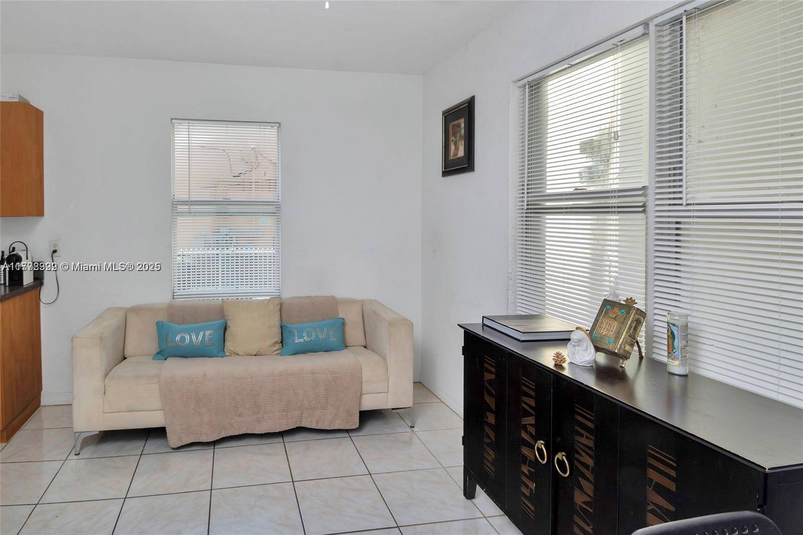 Miami Beach, FL 33141,7326 Collins Ave #107