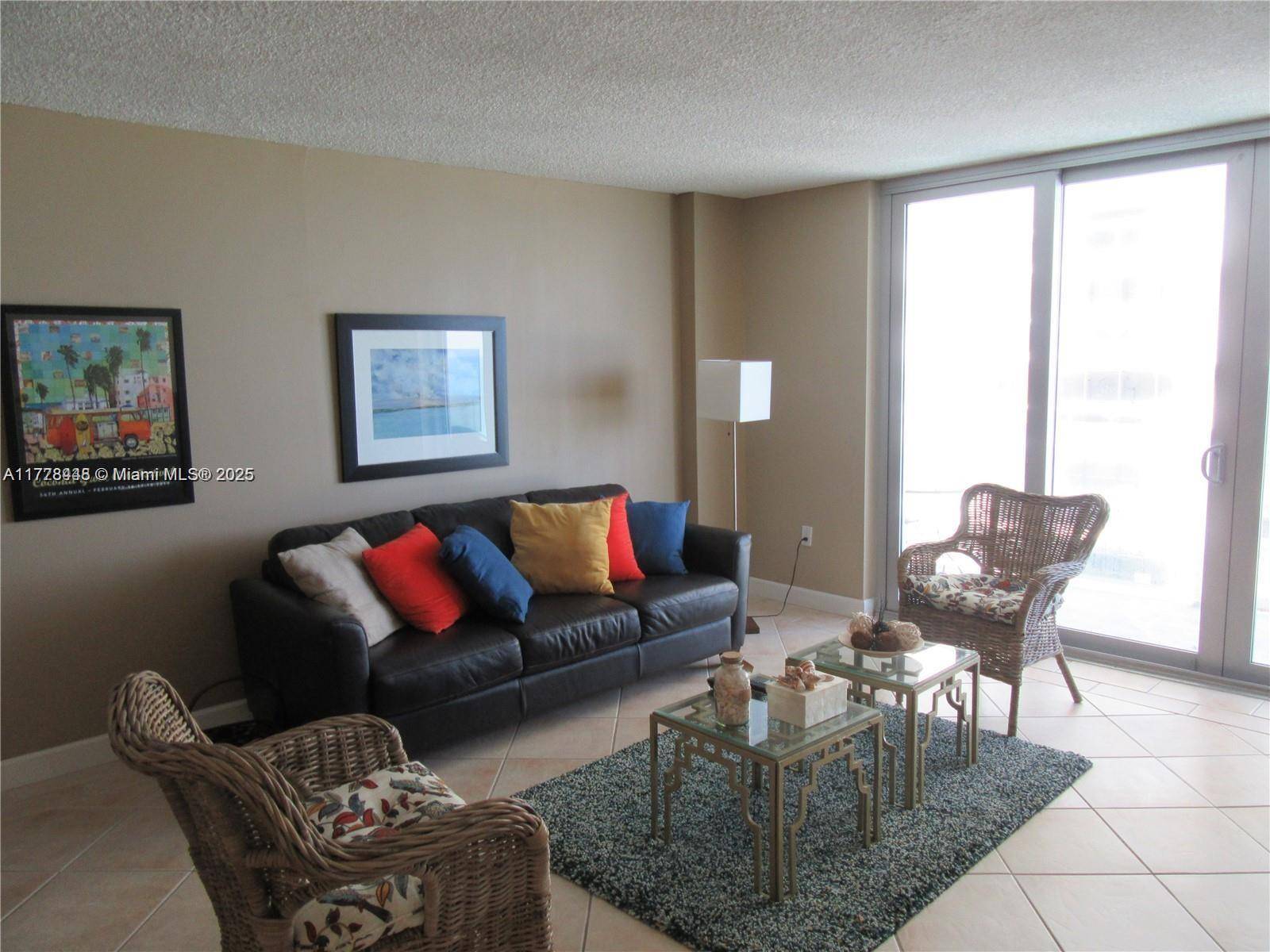 Miami Beach, FL 33140,5701 Collins Ave #919