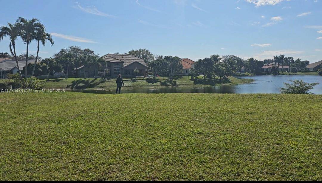 Coral Springs, FL 33065,8280 NW 43 St