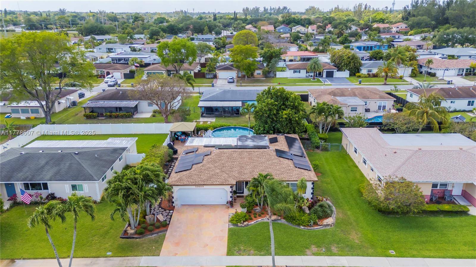 Boca Raton, FL 33428,22483 Labrador St