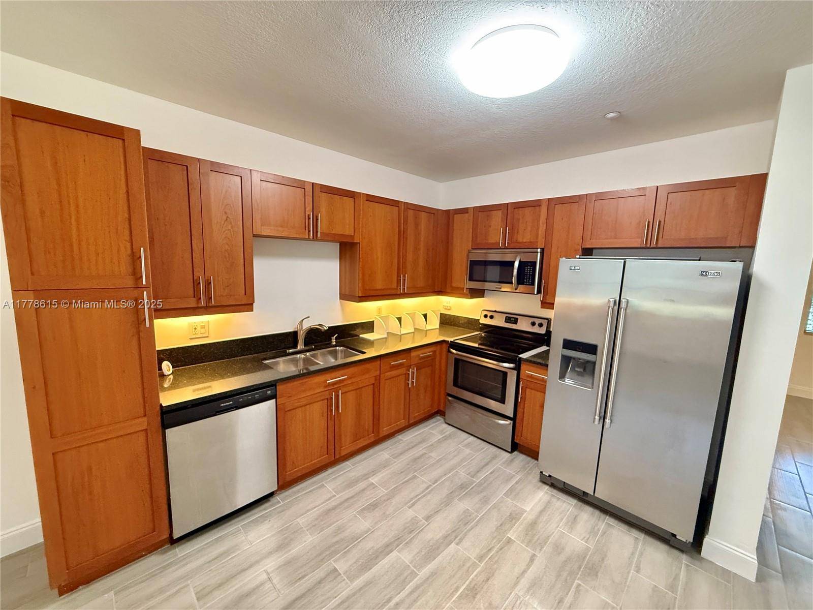 Fort Lauderdale, FL 33312,350 SW 13th Ter #350
