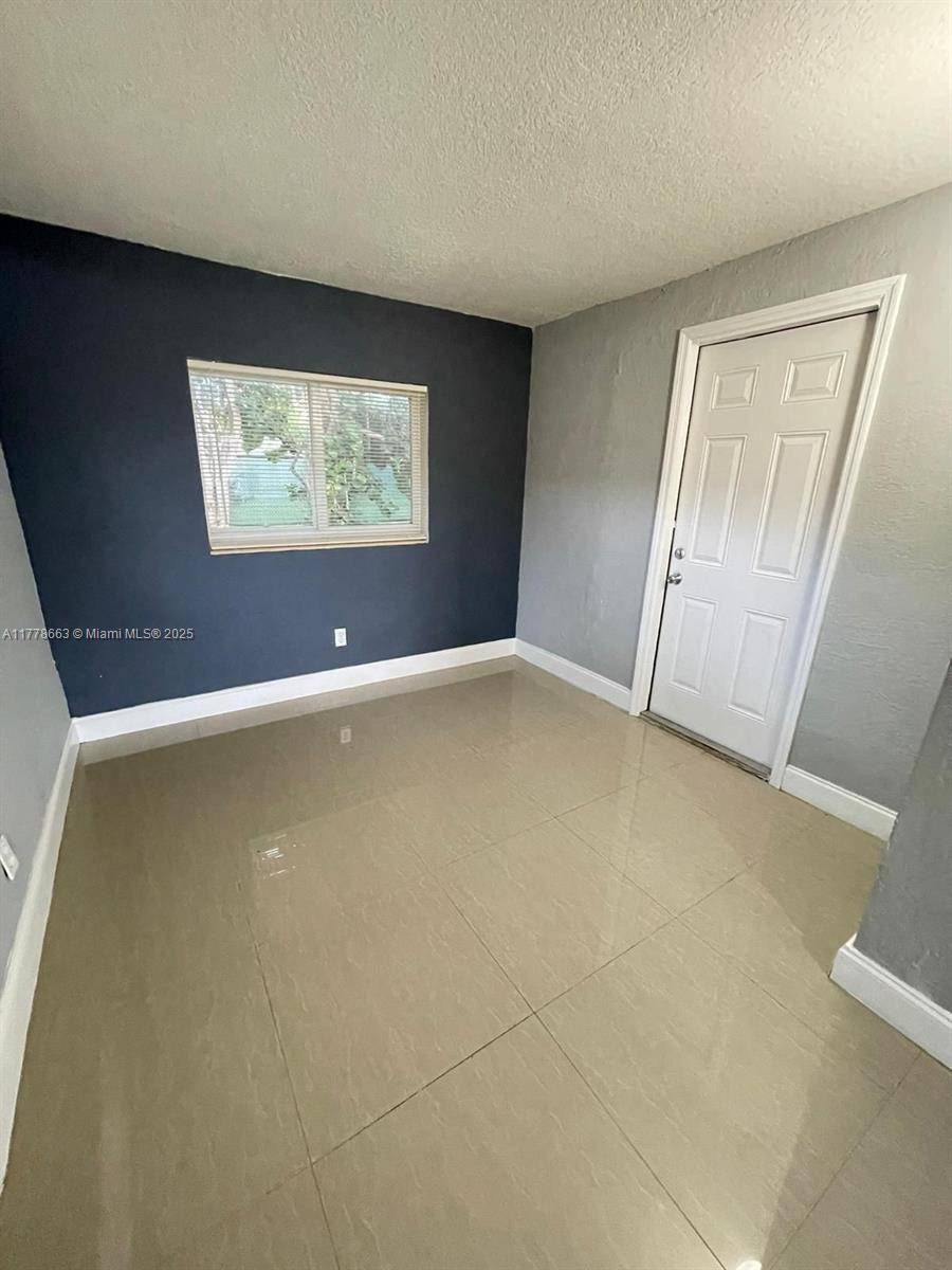 Pompano Beach, FL 33069,2720 NW 2nd St