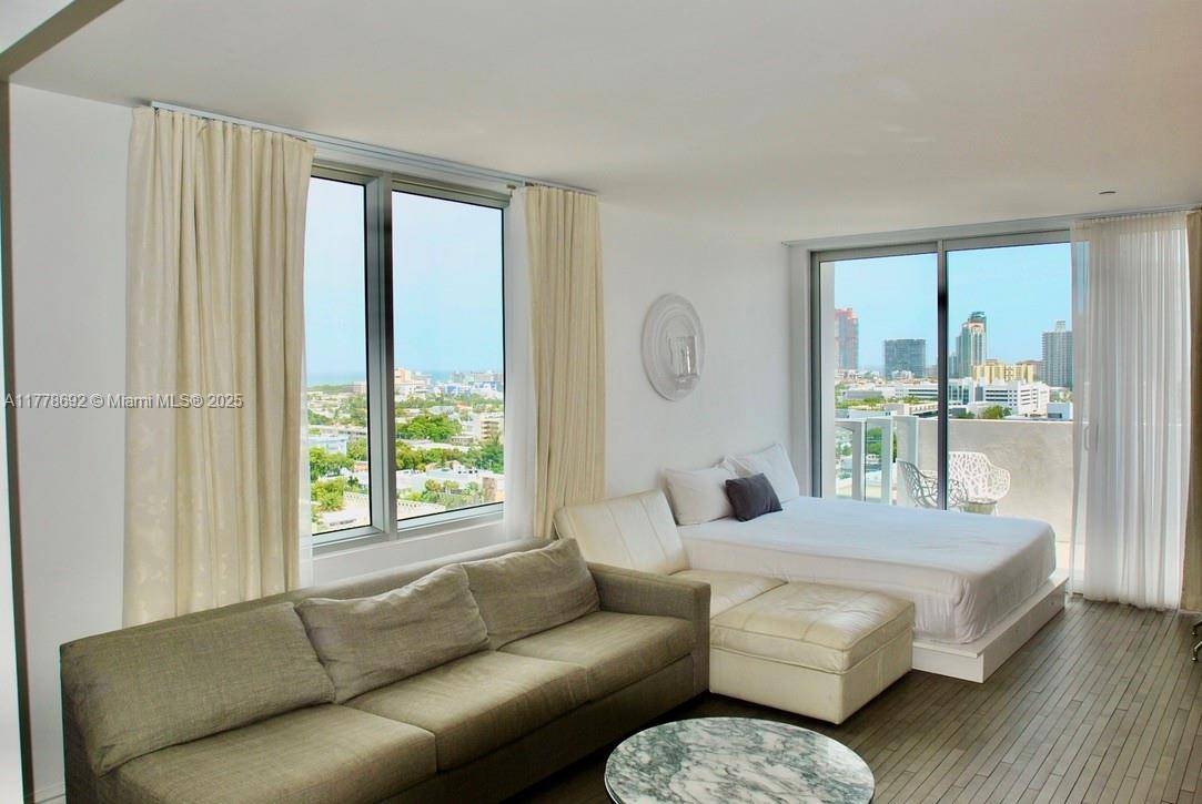Miami Beach, FL 33139,1100 West Ave #1601