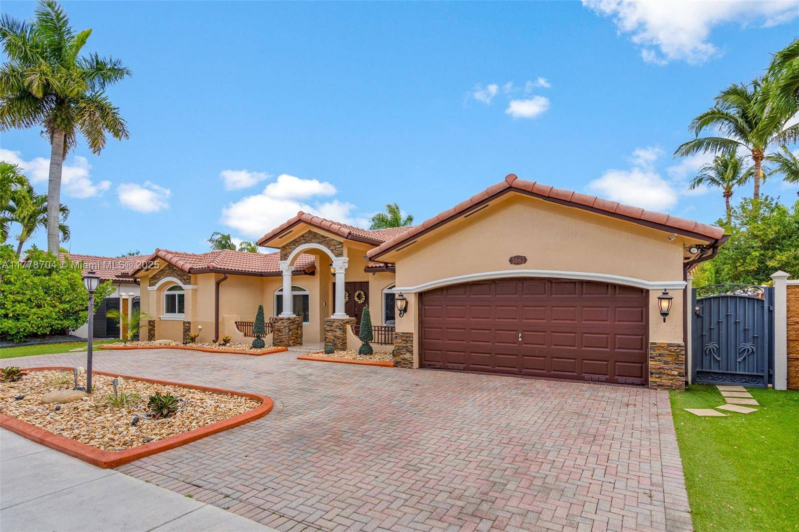 Miami, FL 33185,3663 SW 150th Ct