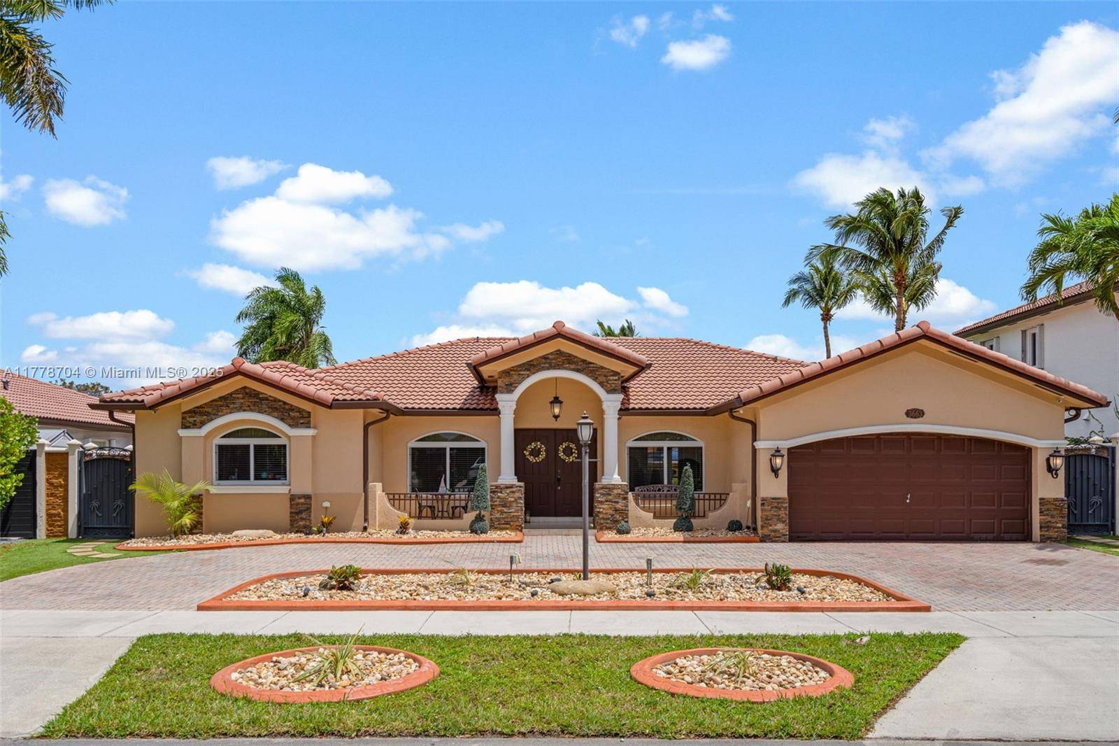Miami, FL 33185,3663 SW 150th Ct