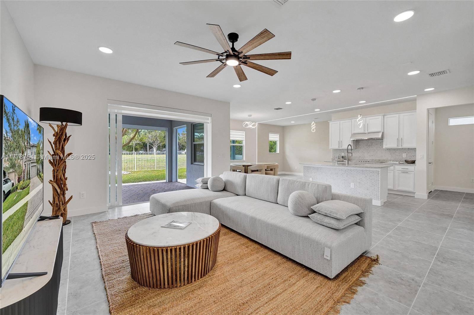 Hollywood, FL 33021,1348 Silk Oak Dr