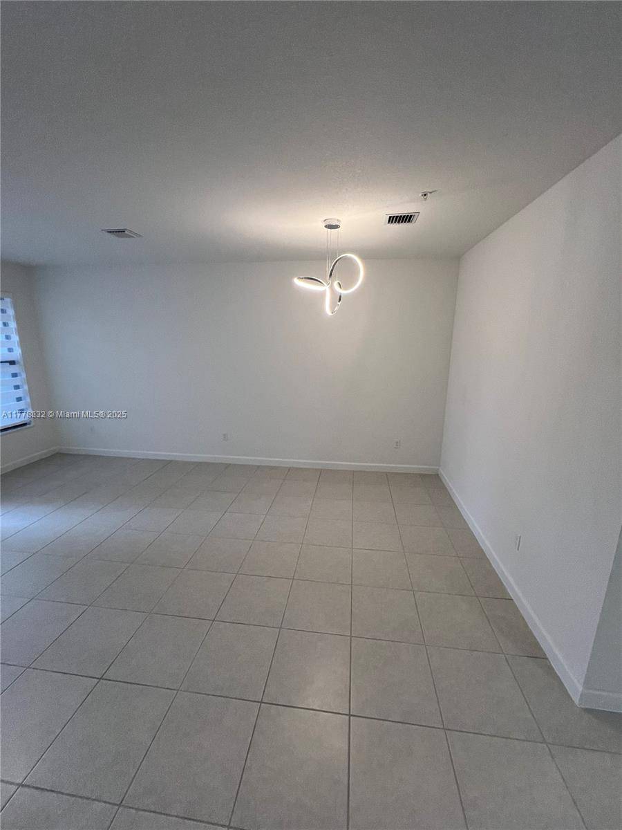 Pembroke Pines, FL 33027,15945 SW 2nd Pl