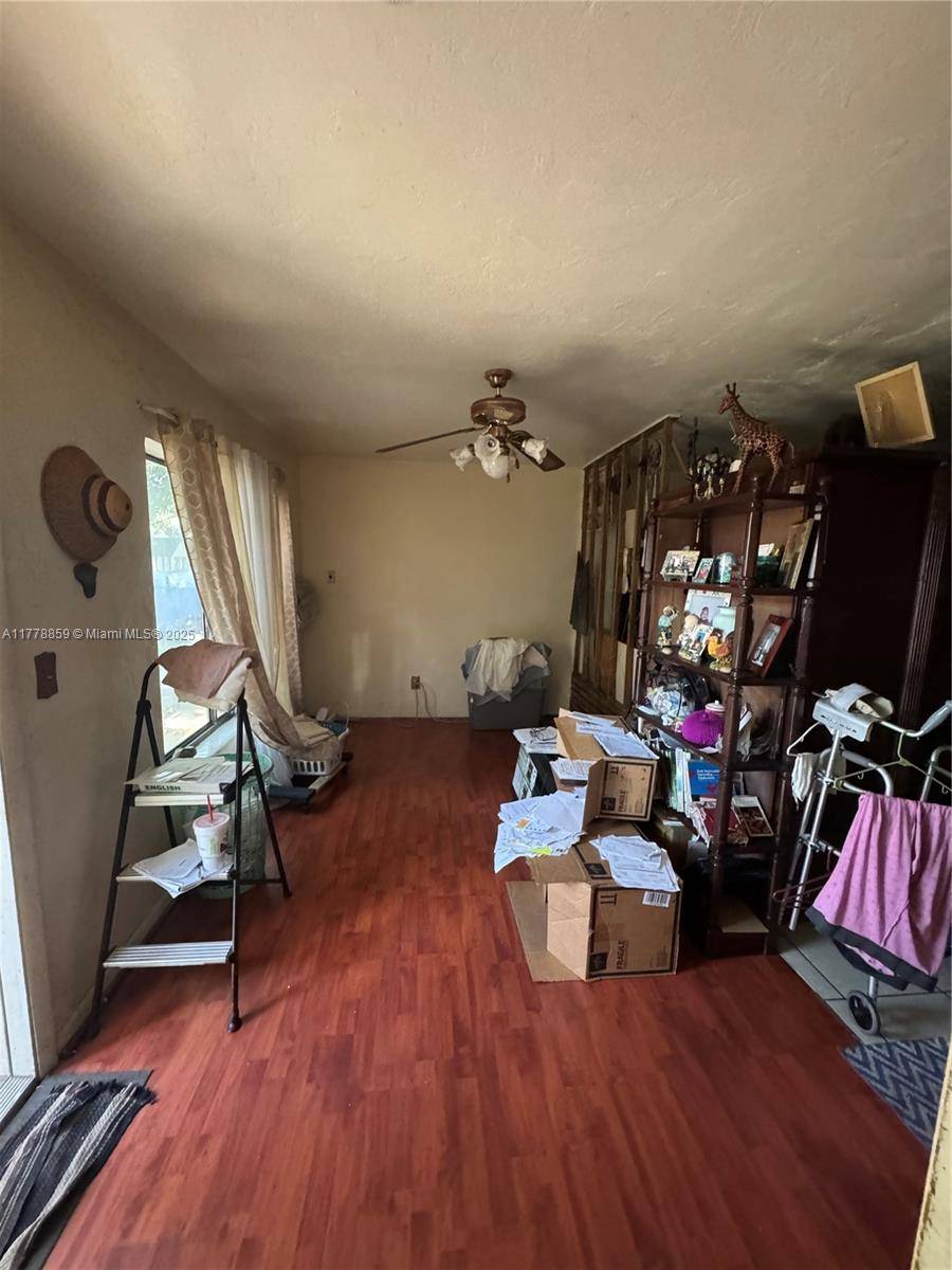 Lauderhill, FL 33311,3741 NW 3rd St
