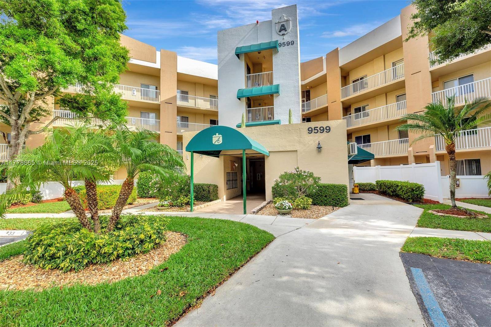 Tamarac, FL 33321,9599 Weldon Cir #A213