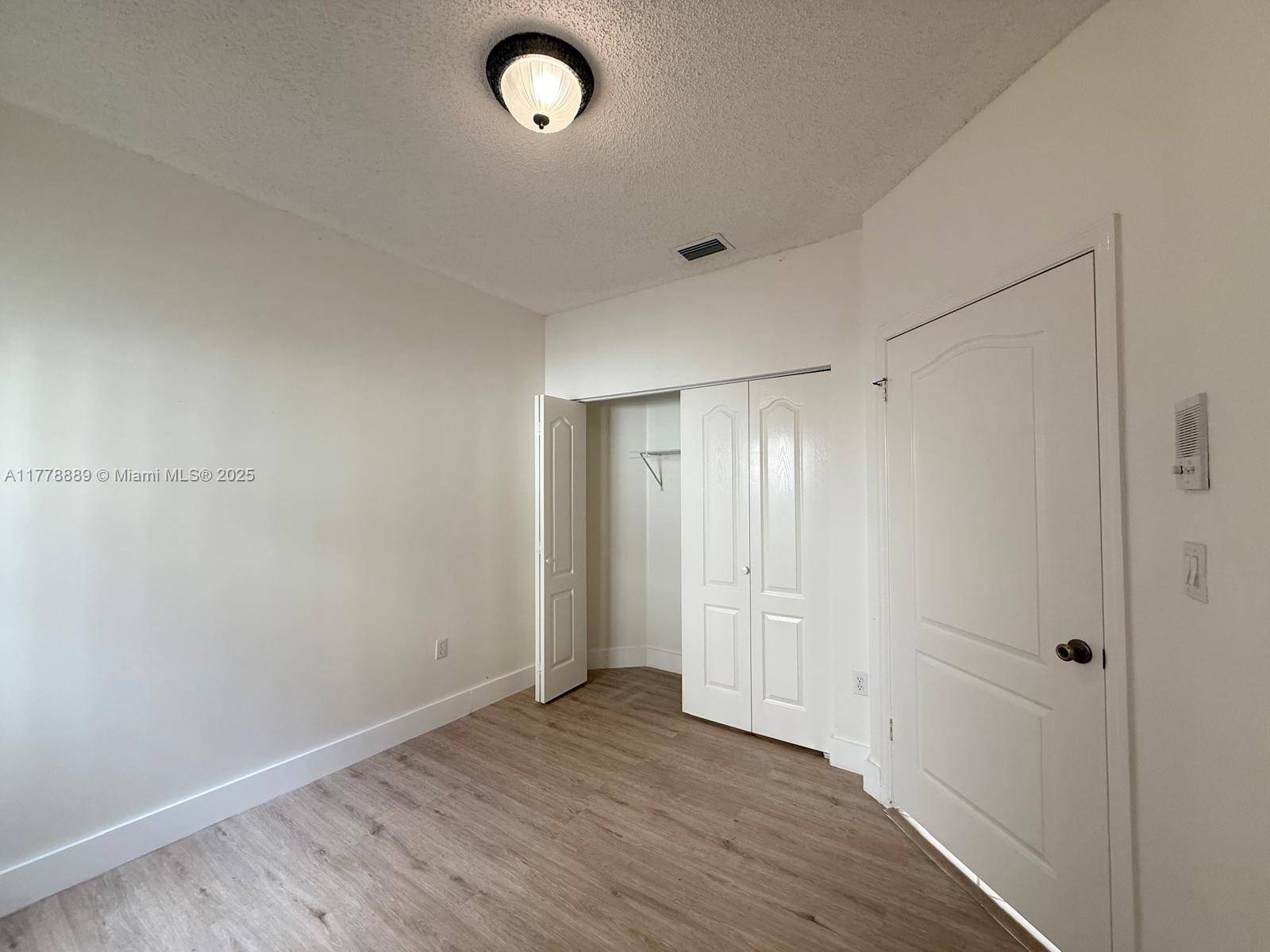Doral, FL 33172,9934 NW 30th St