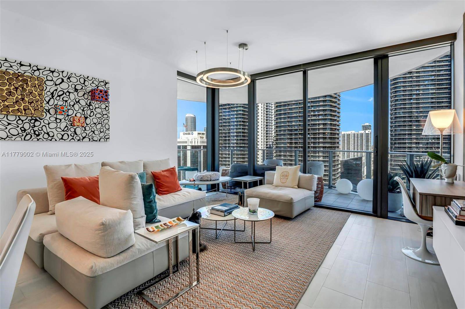 Miami, FL 33131,1000 Brickell Plz #2912