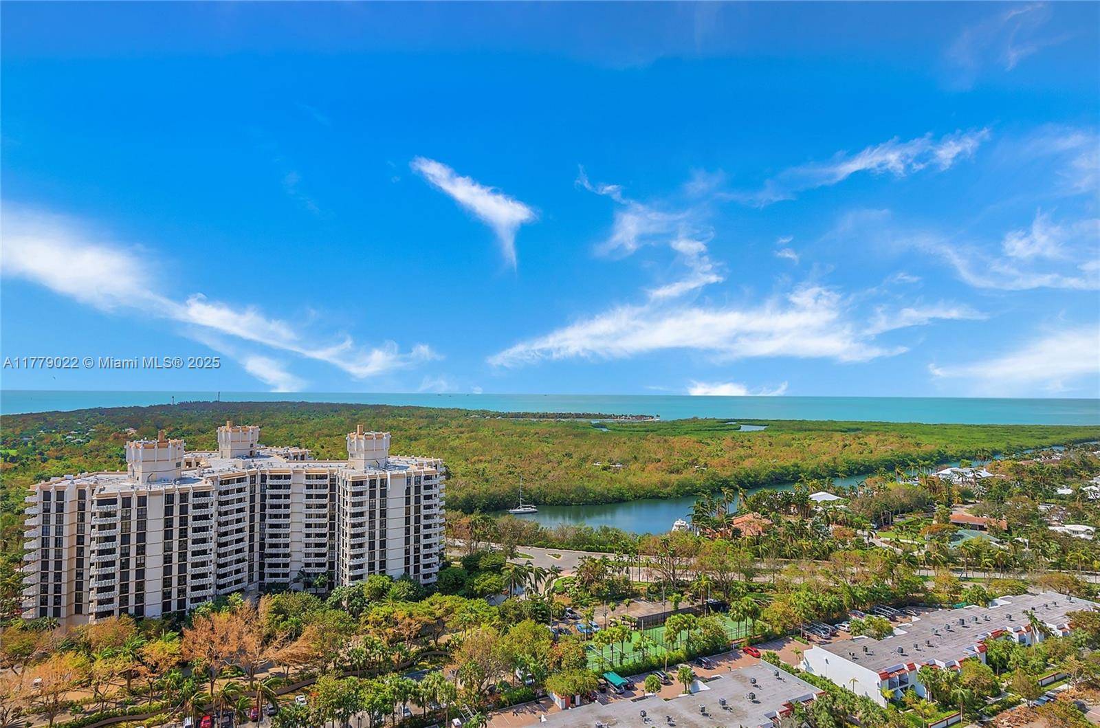 Key Biscayne, FL 33149,881 Ocean Dr #9A
