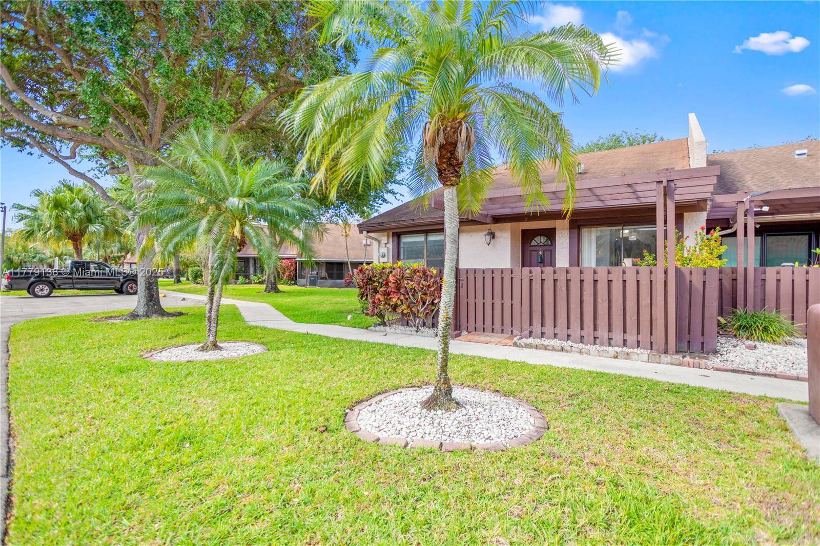 Sunrise, FL 33351,8336 NW 37th Pl #8336