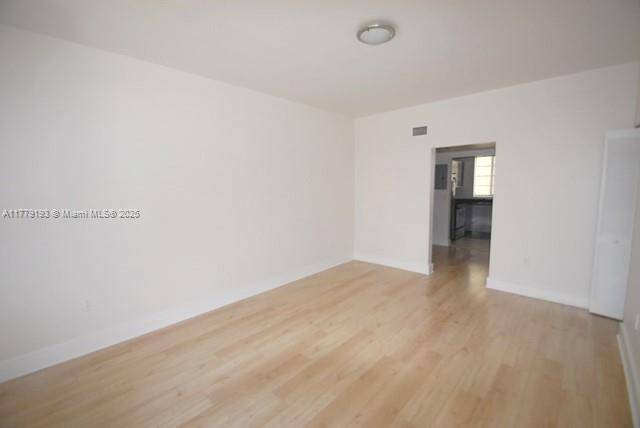 Miami Beach, FL 33139,1000 Meridian Ave #20