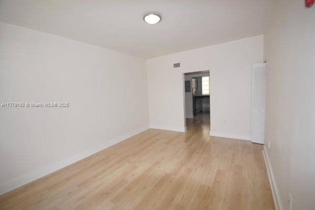 Miami Beach, FL 33139,1000 Meridian Ave #20