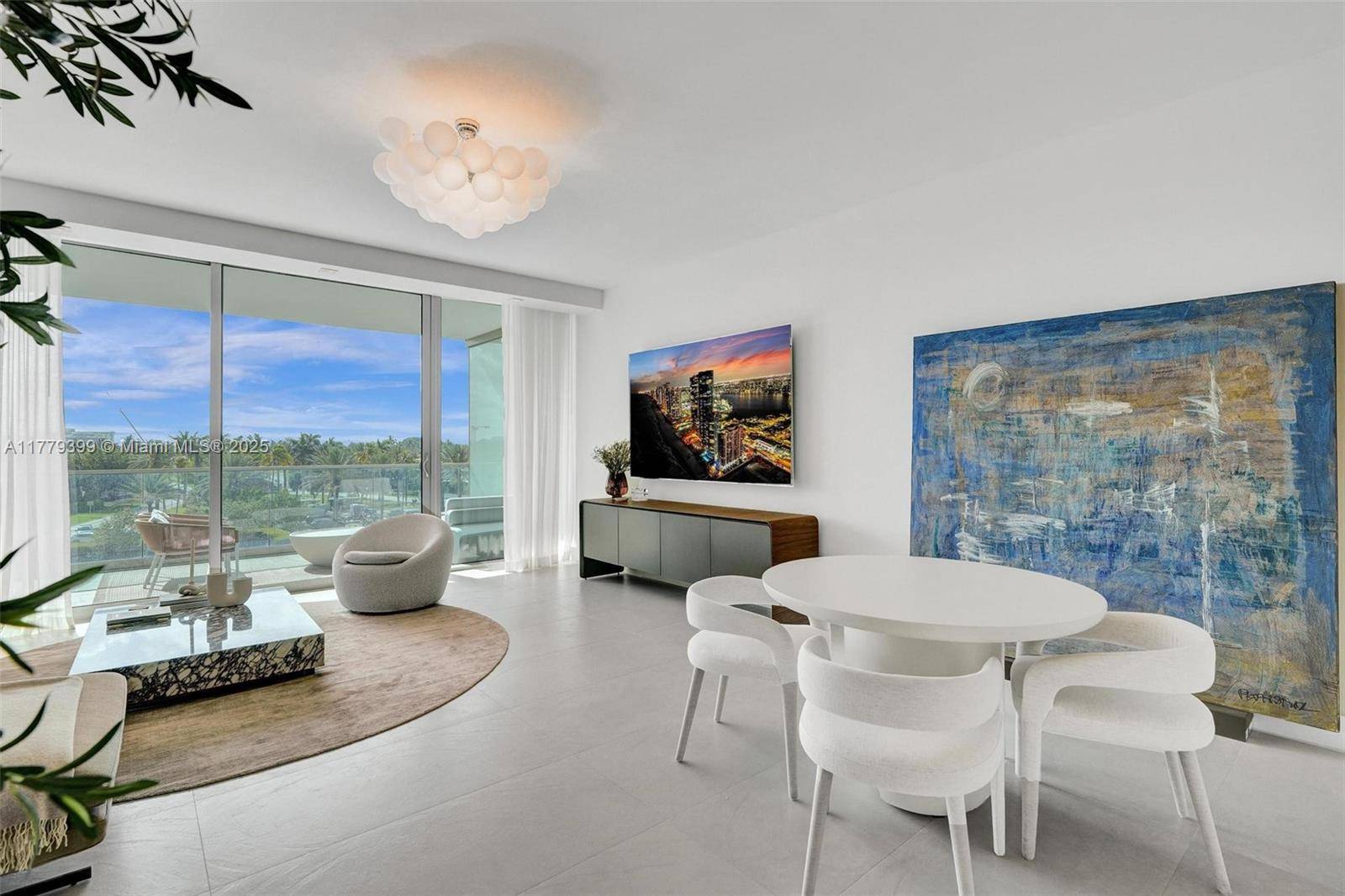 Bal Harbour, FL 33154,10201 Collins Ave #404