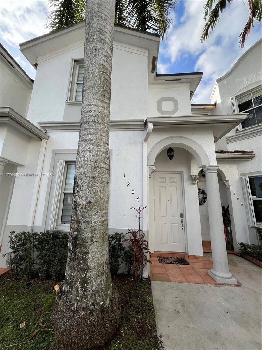 Doral, FL 33178,5580 NW 107th Ave #1207
