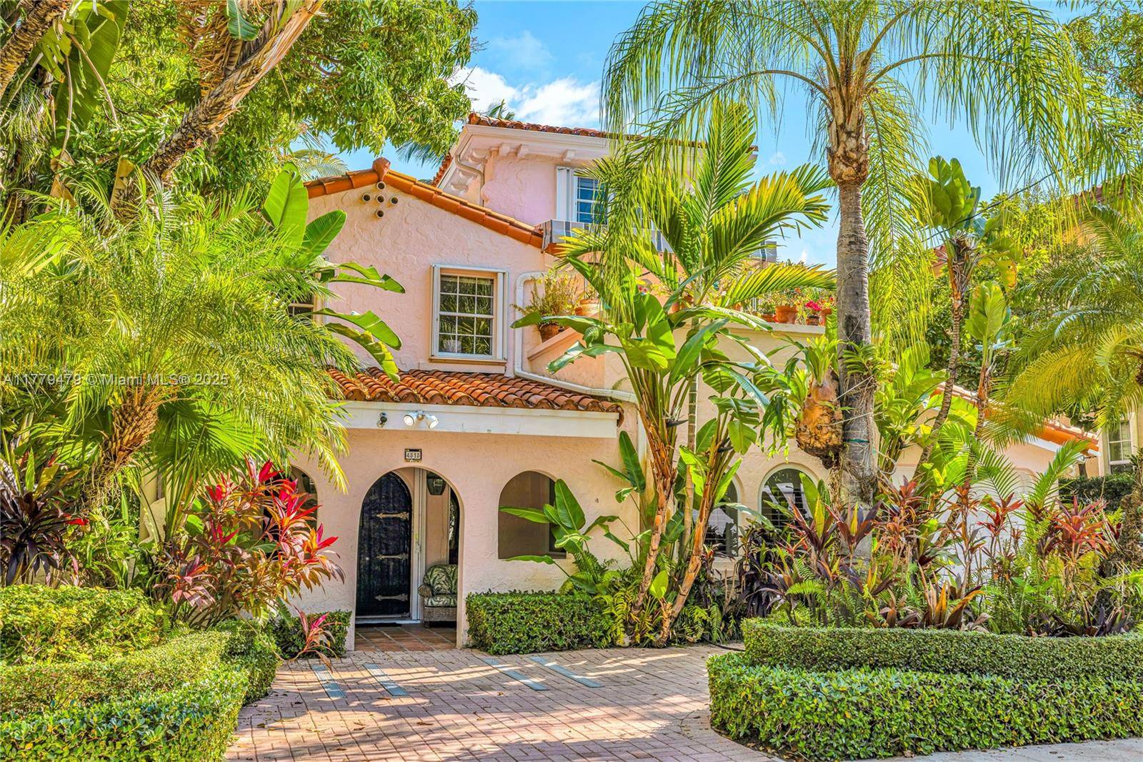 Miami Beach, FL 33140,4515 N Bay Rd