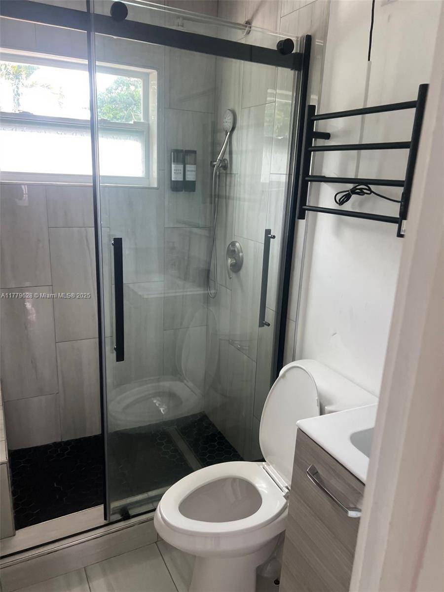 Davie, FL 33314,5620 SW 38th St #0