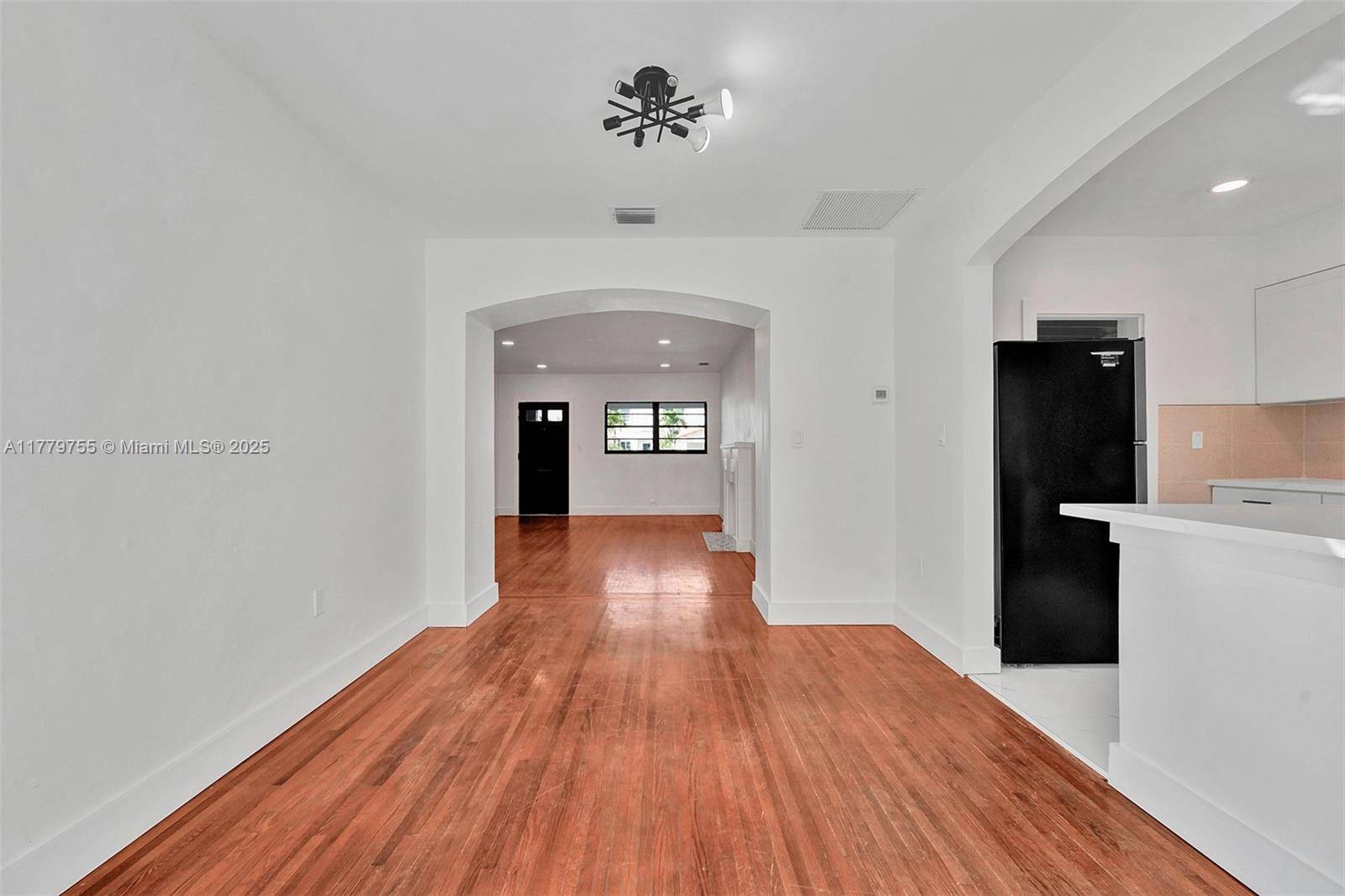 Surfside, FL 33154,9173 Byron Ave