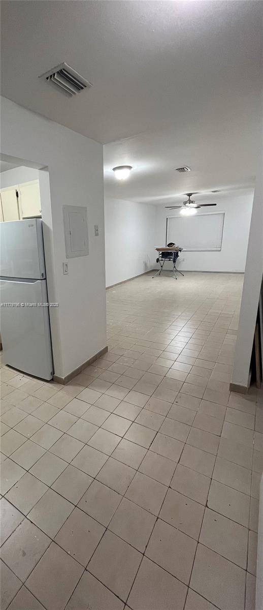 Hialeah, FL 33013-2269,370 E 40th ST #2
