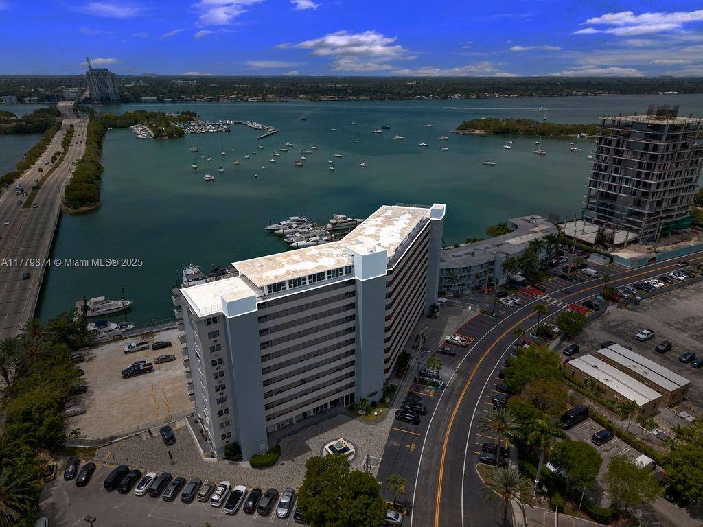 North Bay Village, FL 33141,7904 West Drive #PENTHOUSE