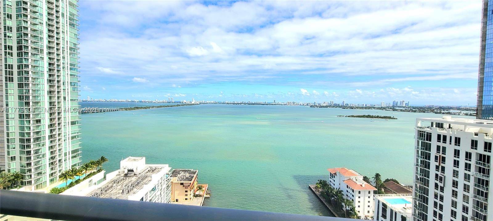 Miami, FL 3137,460 NE 28 ST #2302