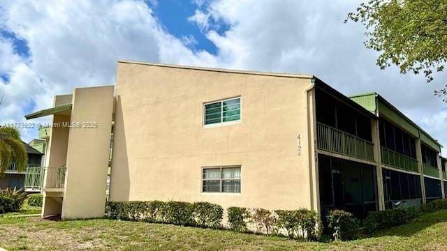 Coral Springs, FL 33065,4124 NW 88th Ave #207