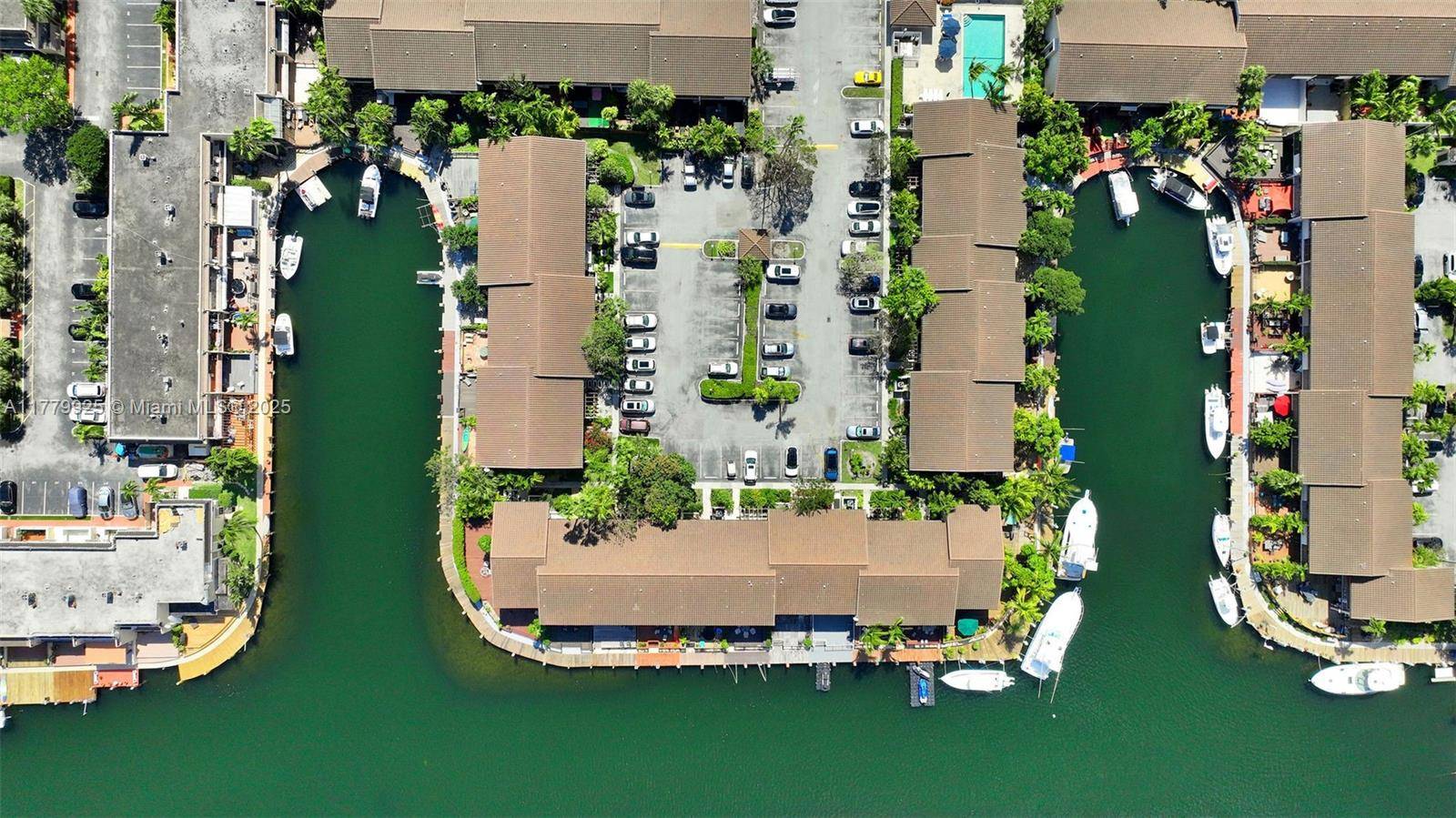 North Miami Beach, FL 33160,16476 NE 27th Ave #50