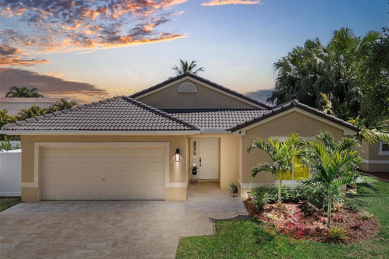 Pembroke Pines, FL 33029,18628 NW 24th Pl