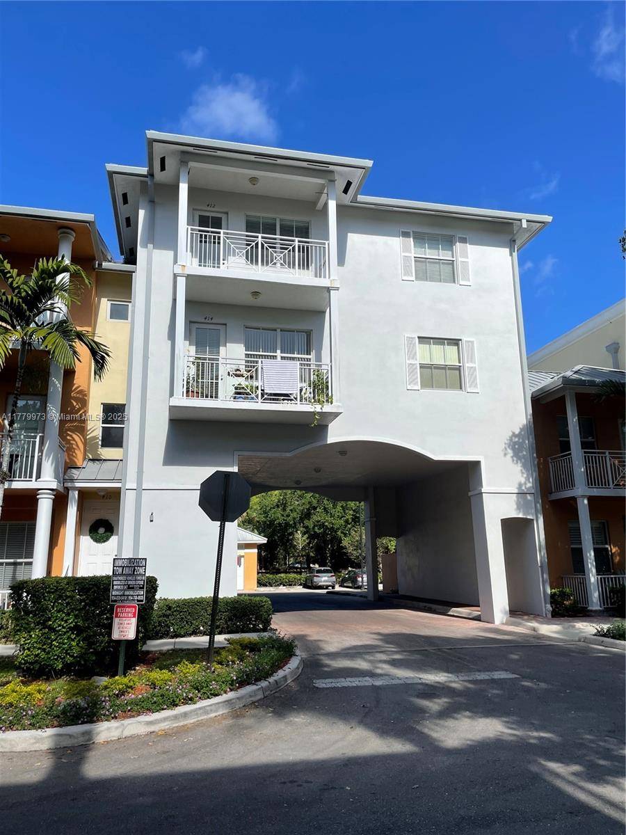 Fort Lauderdale, FL 33312,412 SW 13th Ter #412