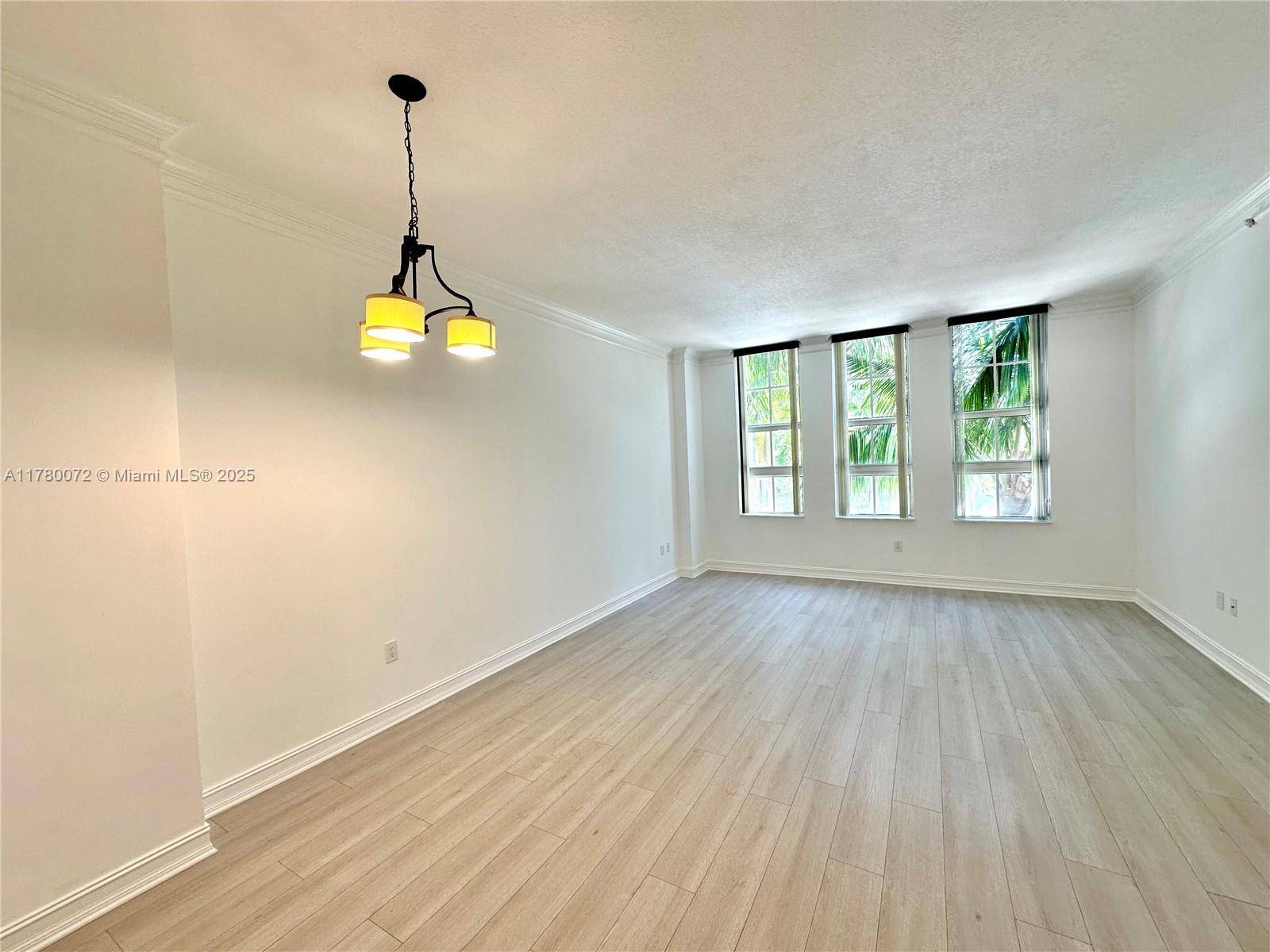 Aventura, FL 33180,3001 NE 185th St #336